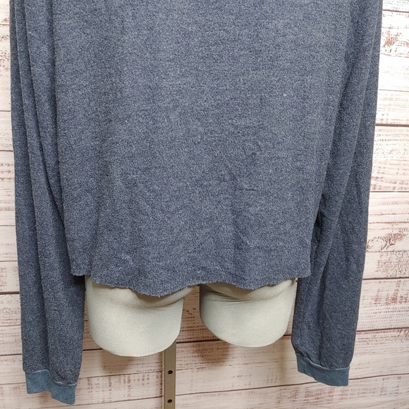 WILDFOX Friday Graphic Top Size S - Picture 8 of 13